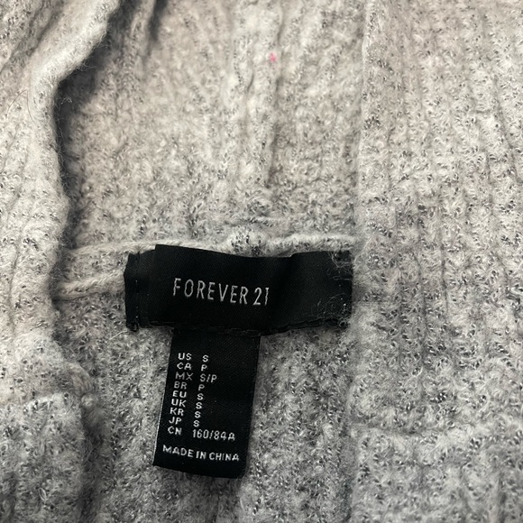 Forever 21 cardigan with hood - Picture 2 of 3